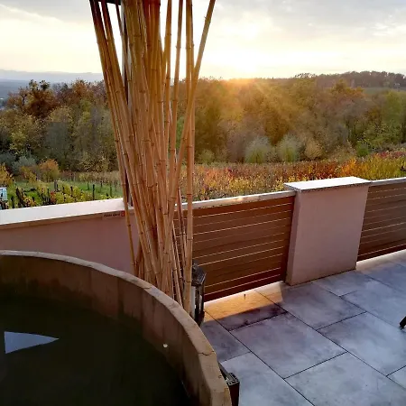 Апартаменты Ma&ja With Hot Tub