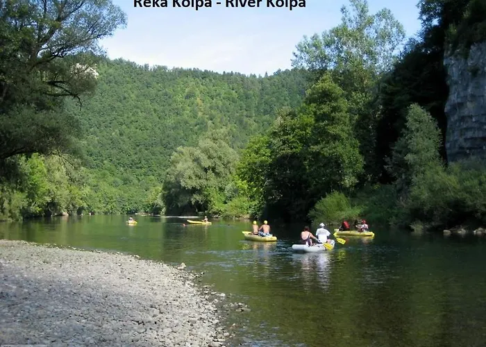 Ma&ja With Hot Tub Appartamento Metlika