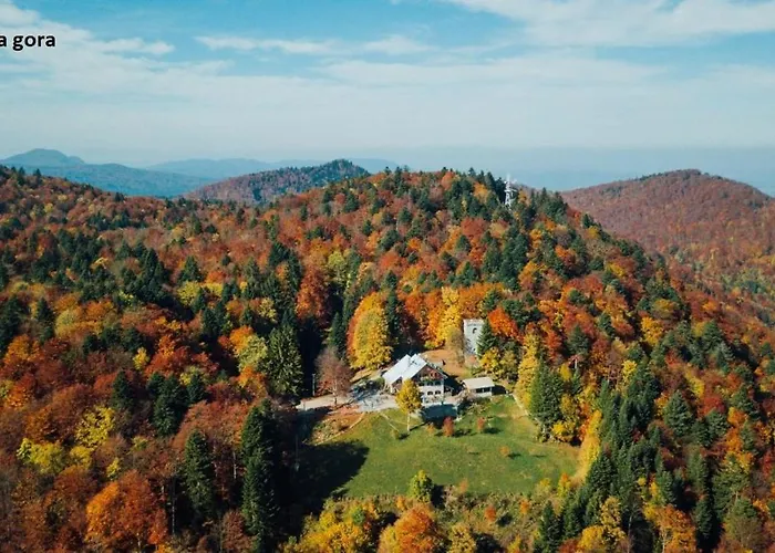 Ma&ja With Hot Tub Metlika