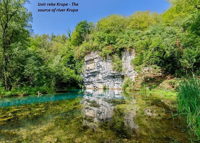 Ma&ja With Hot Tub Appartamento Metlika